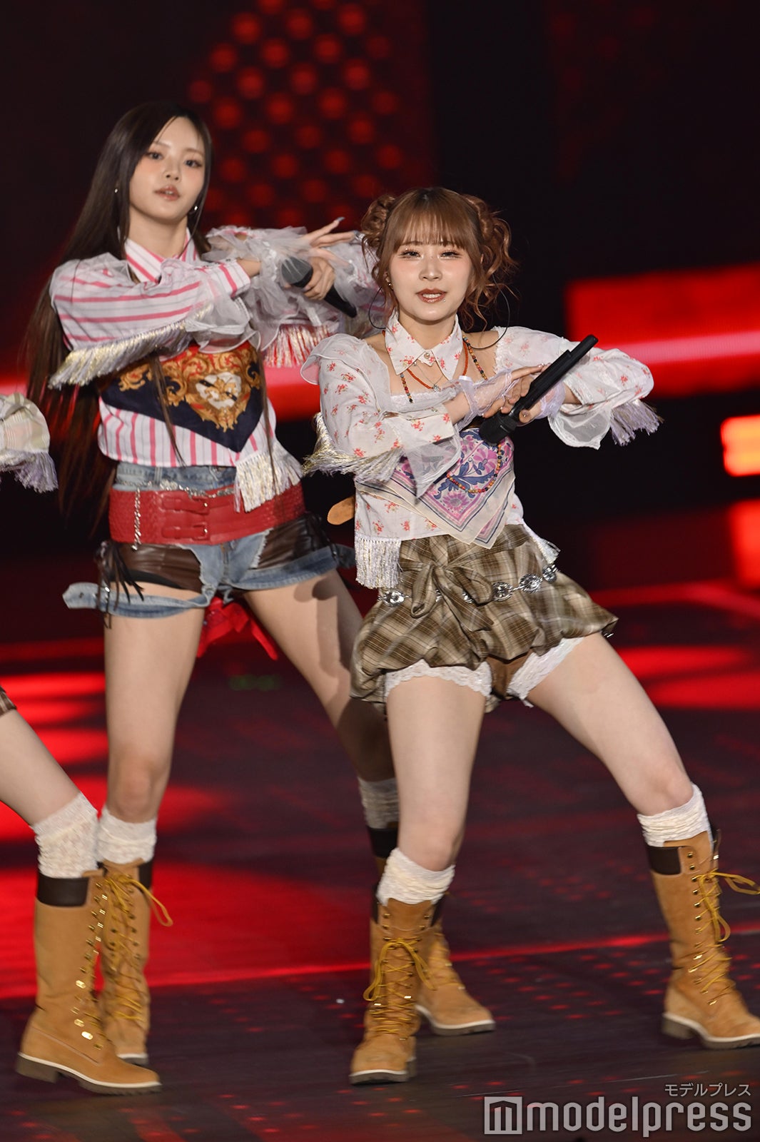 （C）モデルプレス