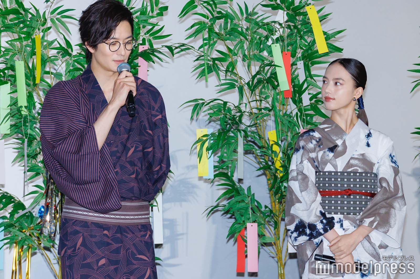 岡田将生、清原果耶（C）モデルプレス