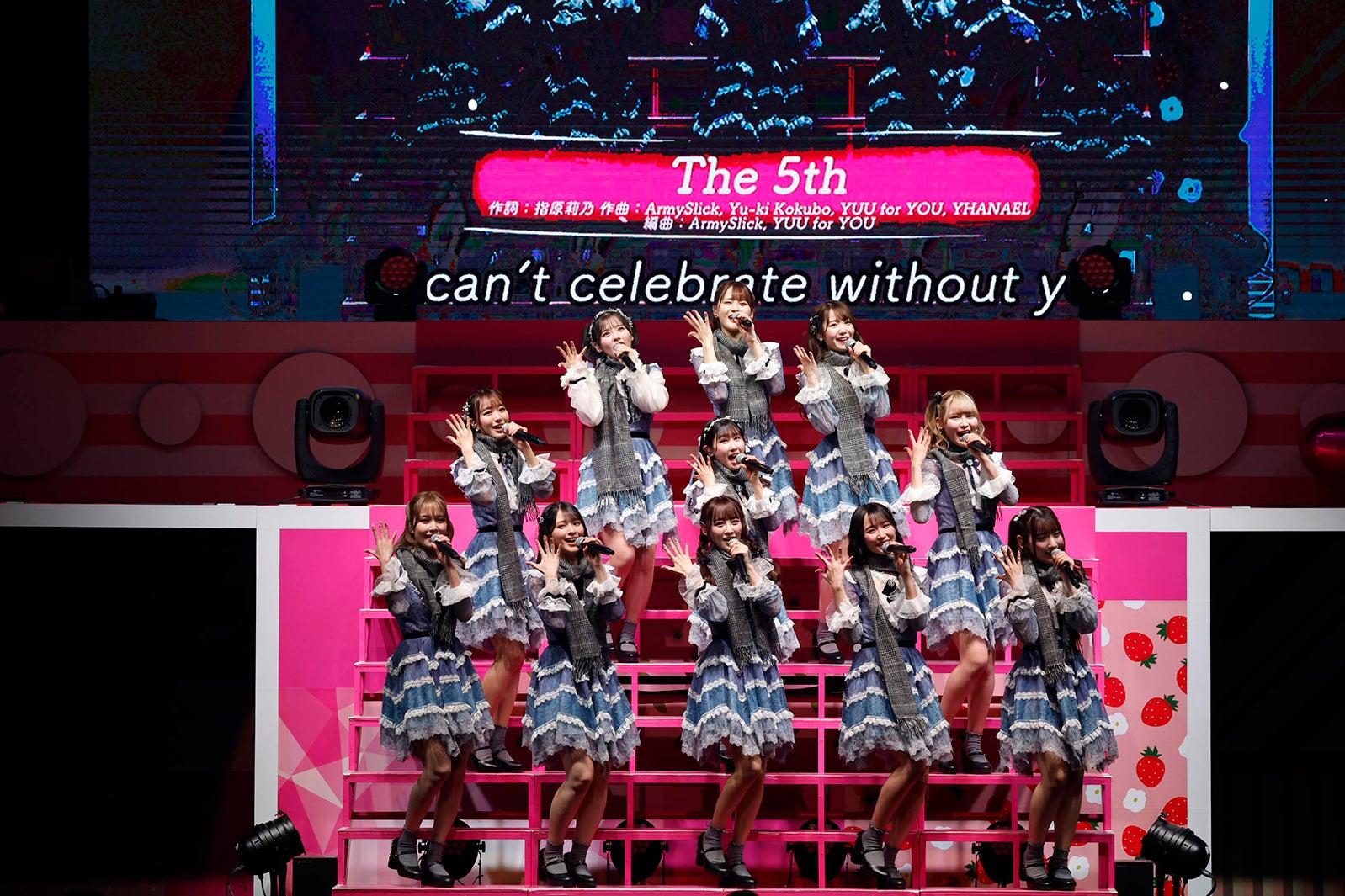 ＝LOVE「～齊藤なぎさ卒業コンサート～　現役アイドルちゅ～ みんなのこと大好きだよ」より（提供写真）