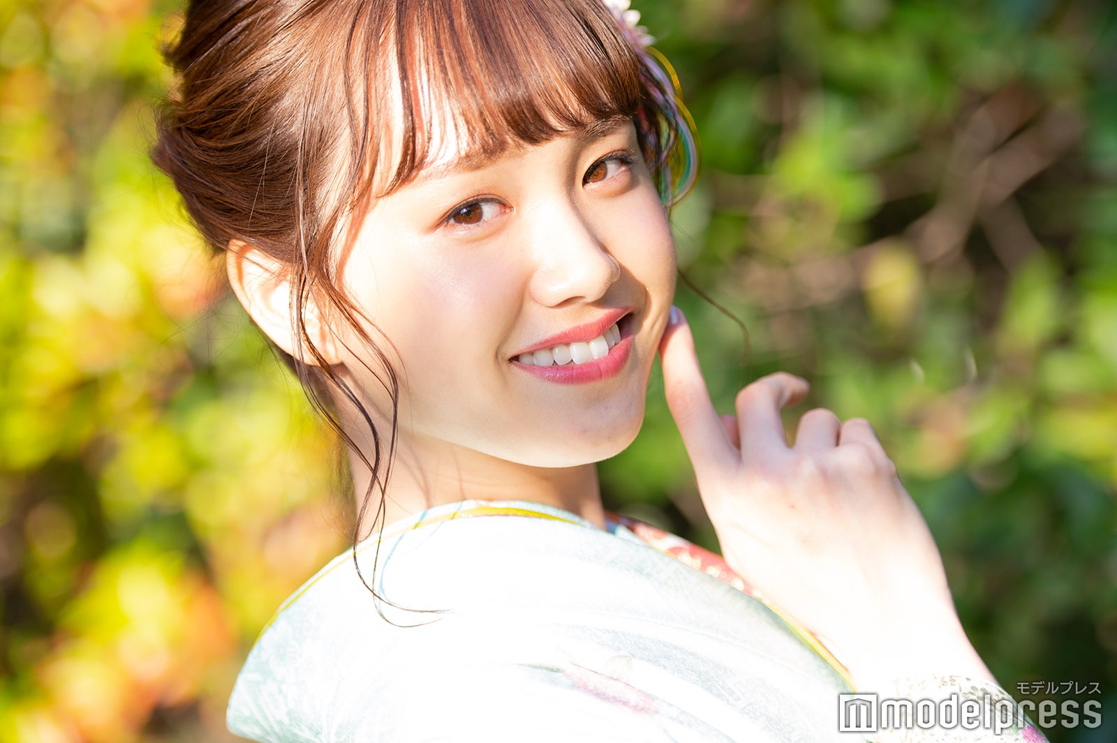 尾碕真花（C）モデルプレス