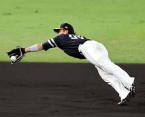 ソフトバンク・野村の超美技に歓声とため息交錯 六回に大山の鋭い打球をダイビングで好捕し遊直に 二回にも遊邪飛で好守備連発