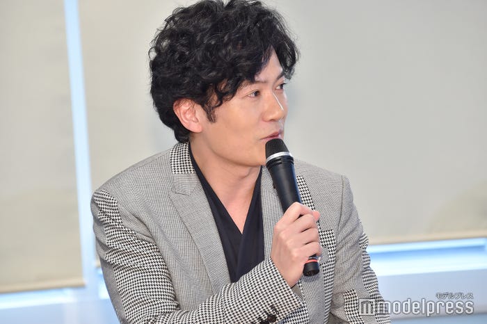 稲垣吾郎(C)モデルプレス