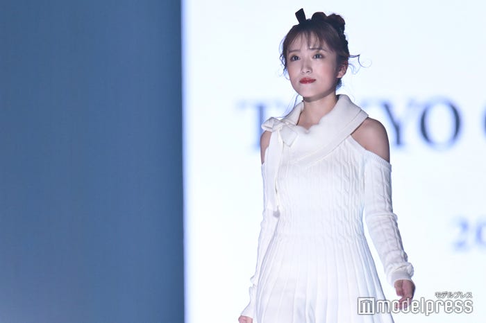 矢吹奈子(C)モデルプレス