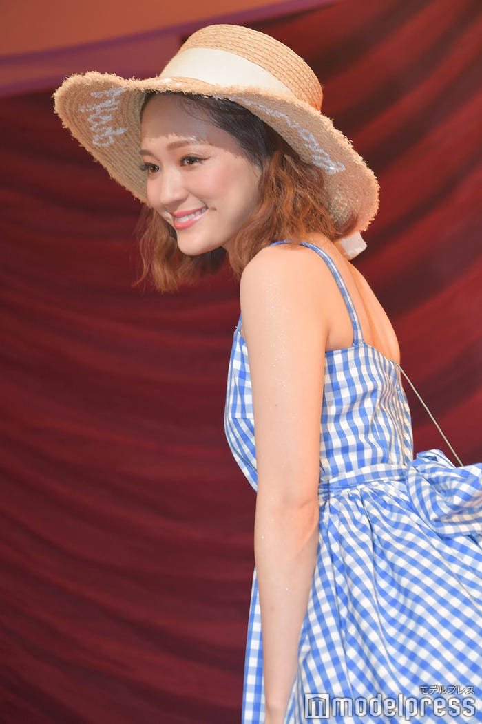 chay (C)モデルプレス