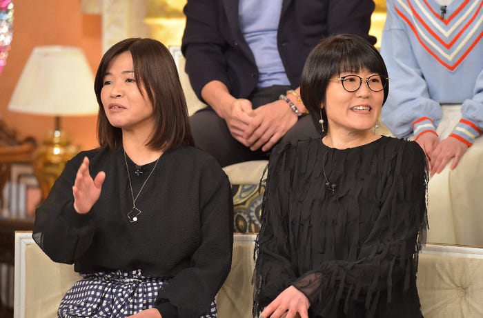 (左から)大久保佳代子、光浦靖子 (C)TBS