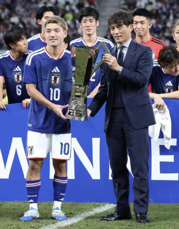 堂安律、代表325日ぶりゴールがV弾「もどかしさ感じていた」「葛藤大きく」代表デビューから苦楽8年、森保監督の国内最終戦で万感「縁を感じる」