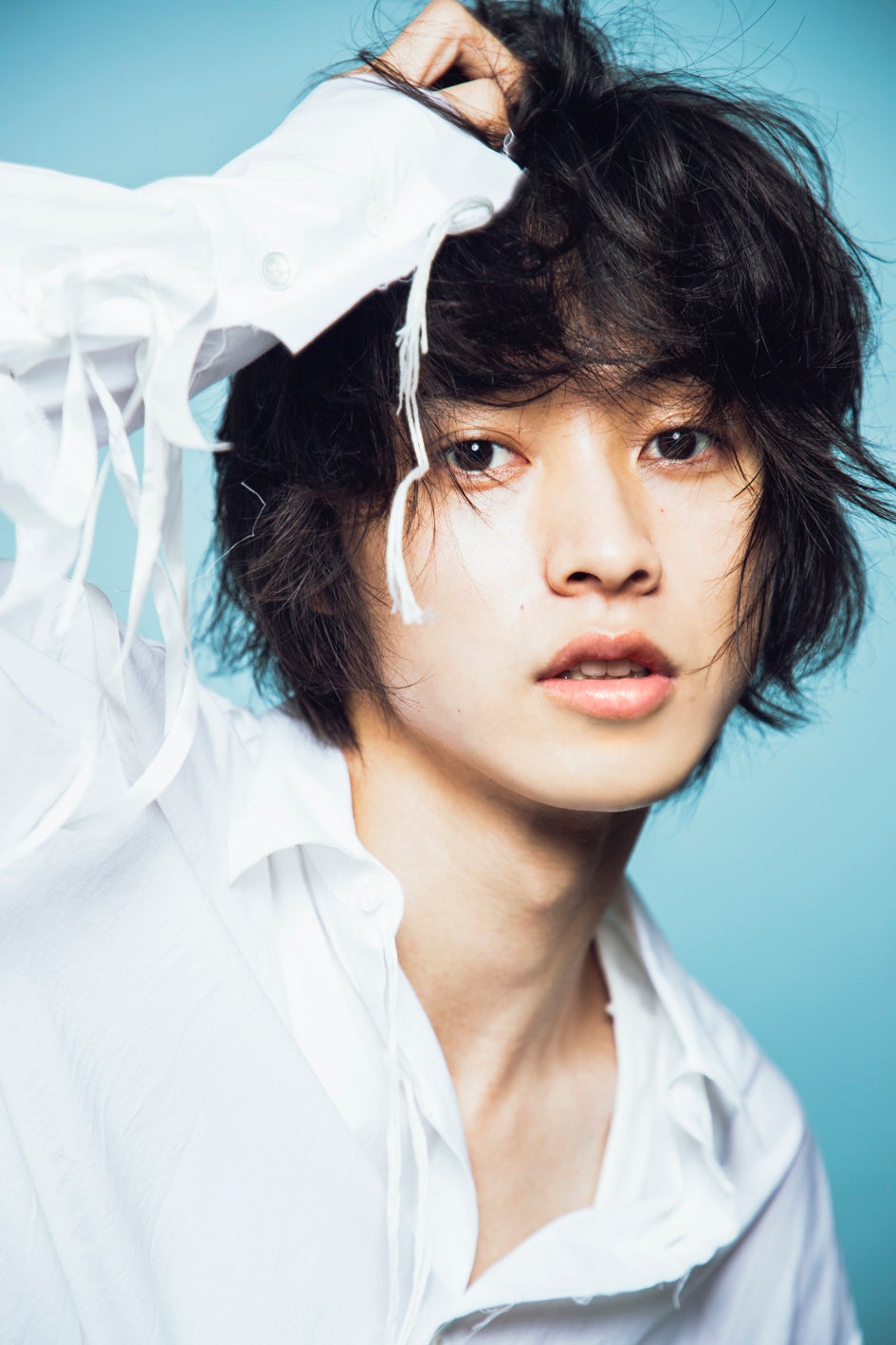 『山崎賢人2020年カレンダー』／（C）KADOKAWA