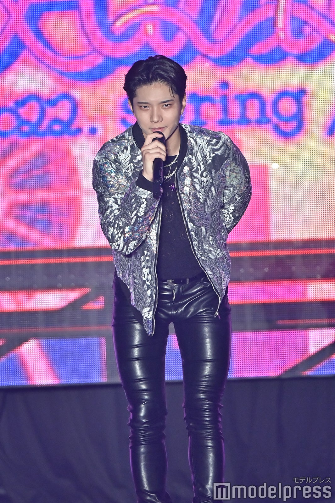 （C）モデルプレス