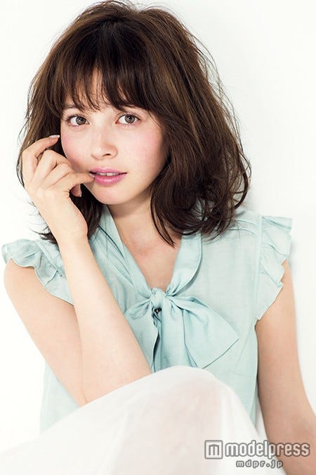 加藤ナナ/(C)Ray10月号/撮影:遠藤優貴(MOUSTACHE)