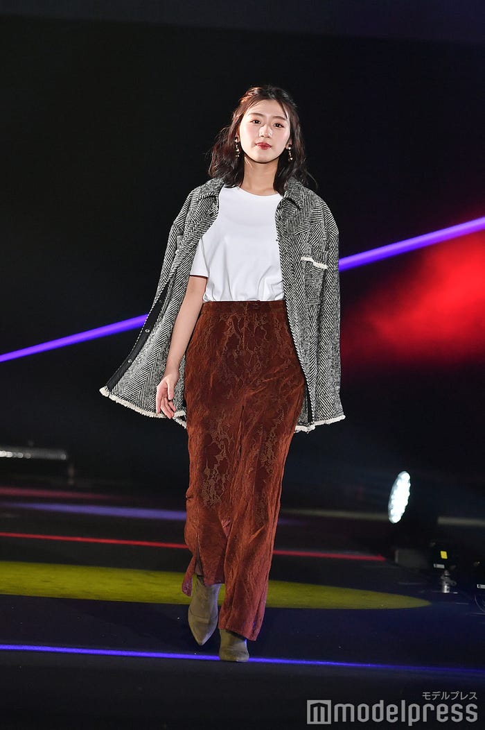 佐々木美玲(C)モデルプレス