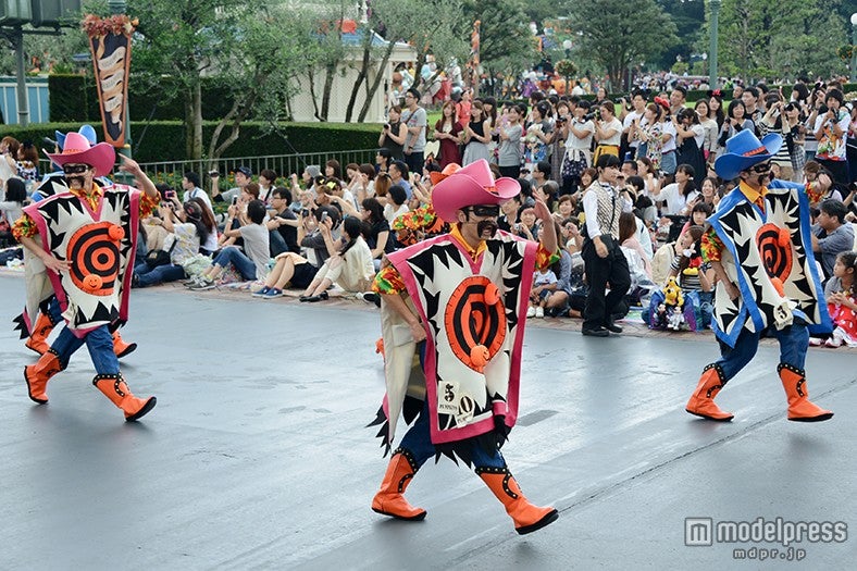 パレード「ハッピーハロウィーンハーベスト」