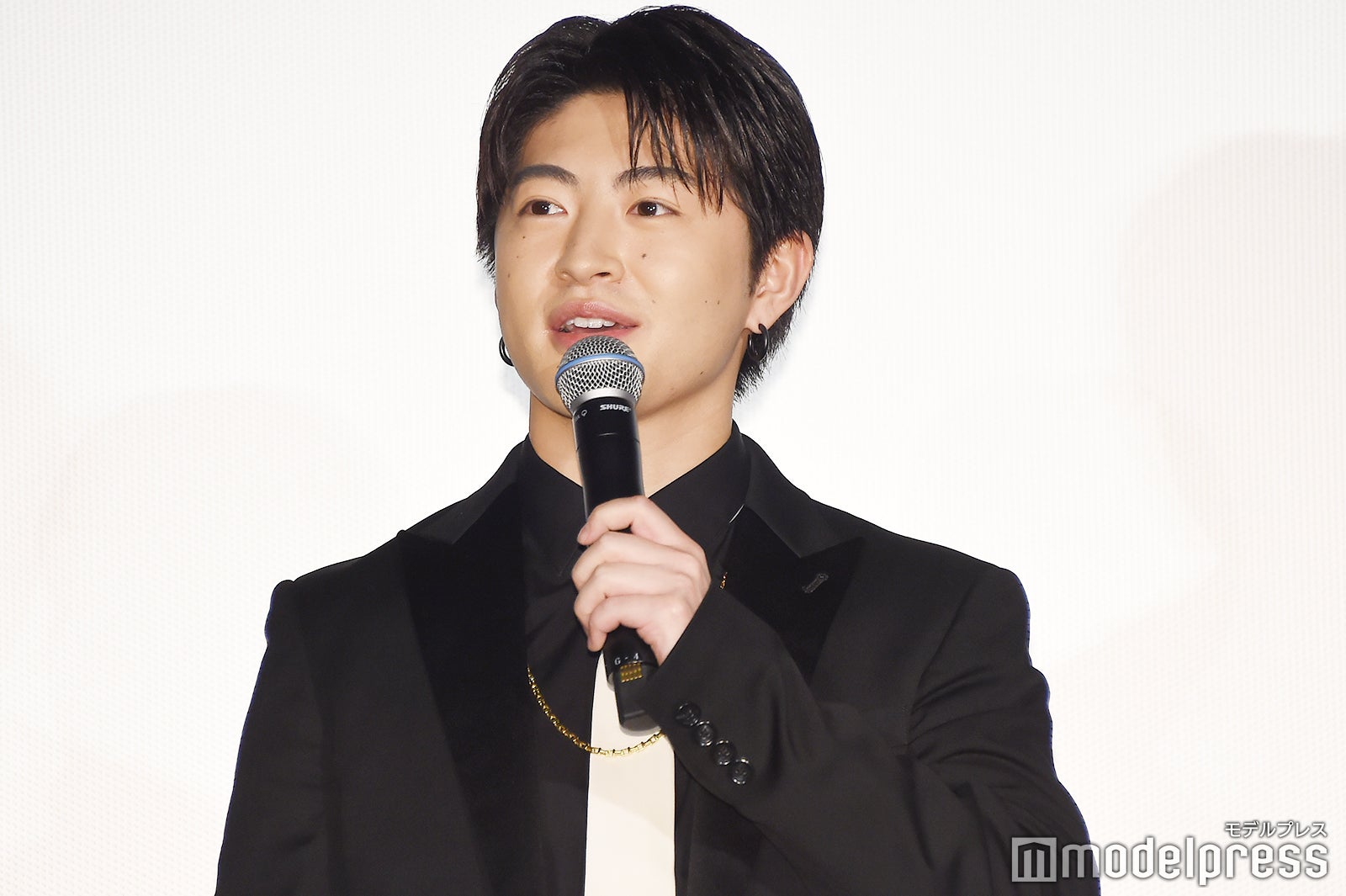 佐野玲於 （C）モデルプレス