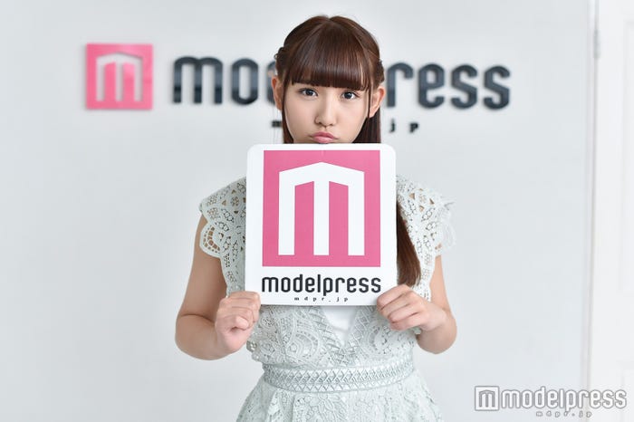 浅川梨奈(C)モデルプレス