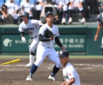沖縄尚学・末吉は涙 進路は「未定」も「将来的にはオリックスの宮城選手のように勝てる投手に」最速150キロ右腕も3回3失点降板
