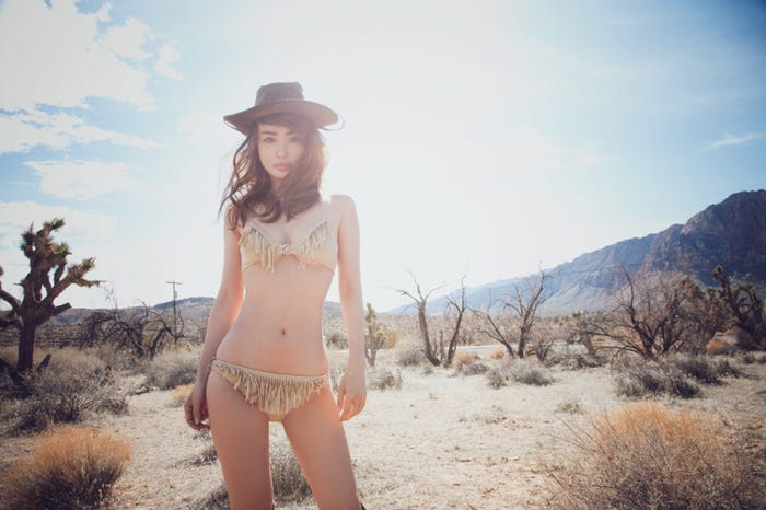 平子理沙/『Vegas Risa Hirako』(宝島社、4月20日発売)より