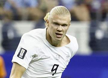 ノルウェー初の8強 怪物ハーランドが決めた 後半35、45分に2得点でブラジルを撃沈 今大会7ゴール