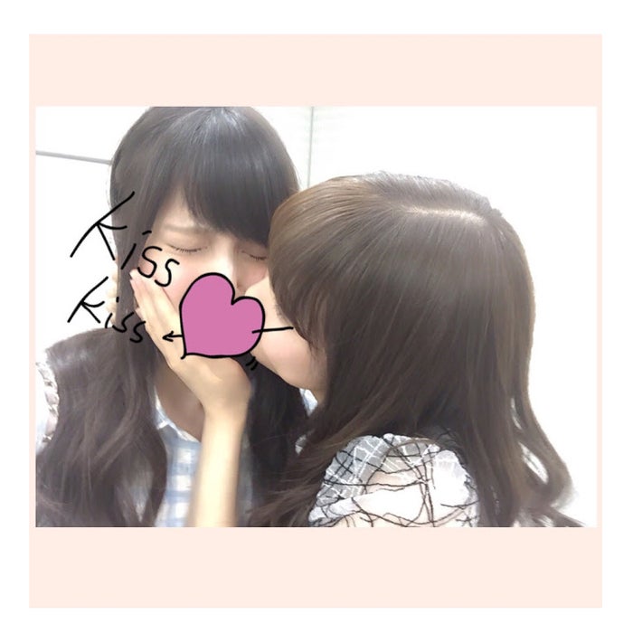 Akb48入山杏奈のキスショットに すごくドキドキ 可愛すぎる と反響 モデルプレス Akb48入山杏奈のキスショットに すごくドキドキ 可愛すぎる と反響 モデルプレス