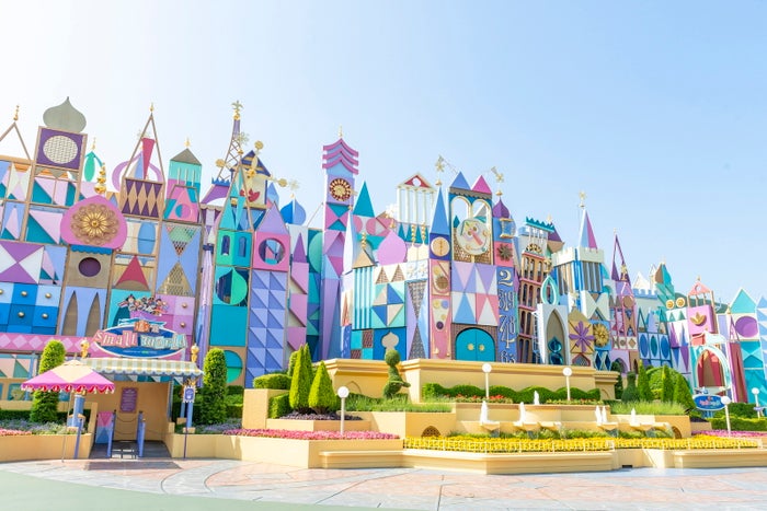 東京ディズニーランド「イッツ・ア・スモールワールド」マーベルキャラが初登場　2025年冬より半年限定で