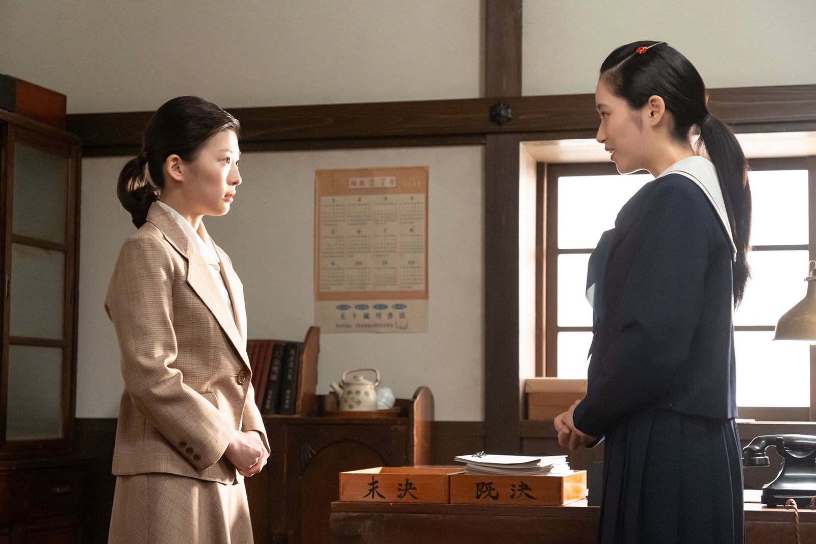 伊藤沙莉、片岡凜「虎に翼」（C）NHK