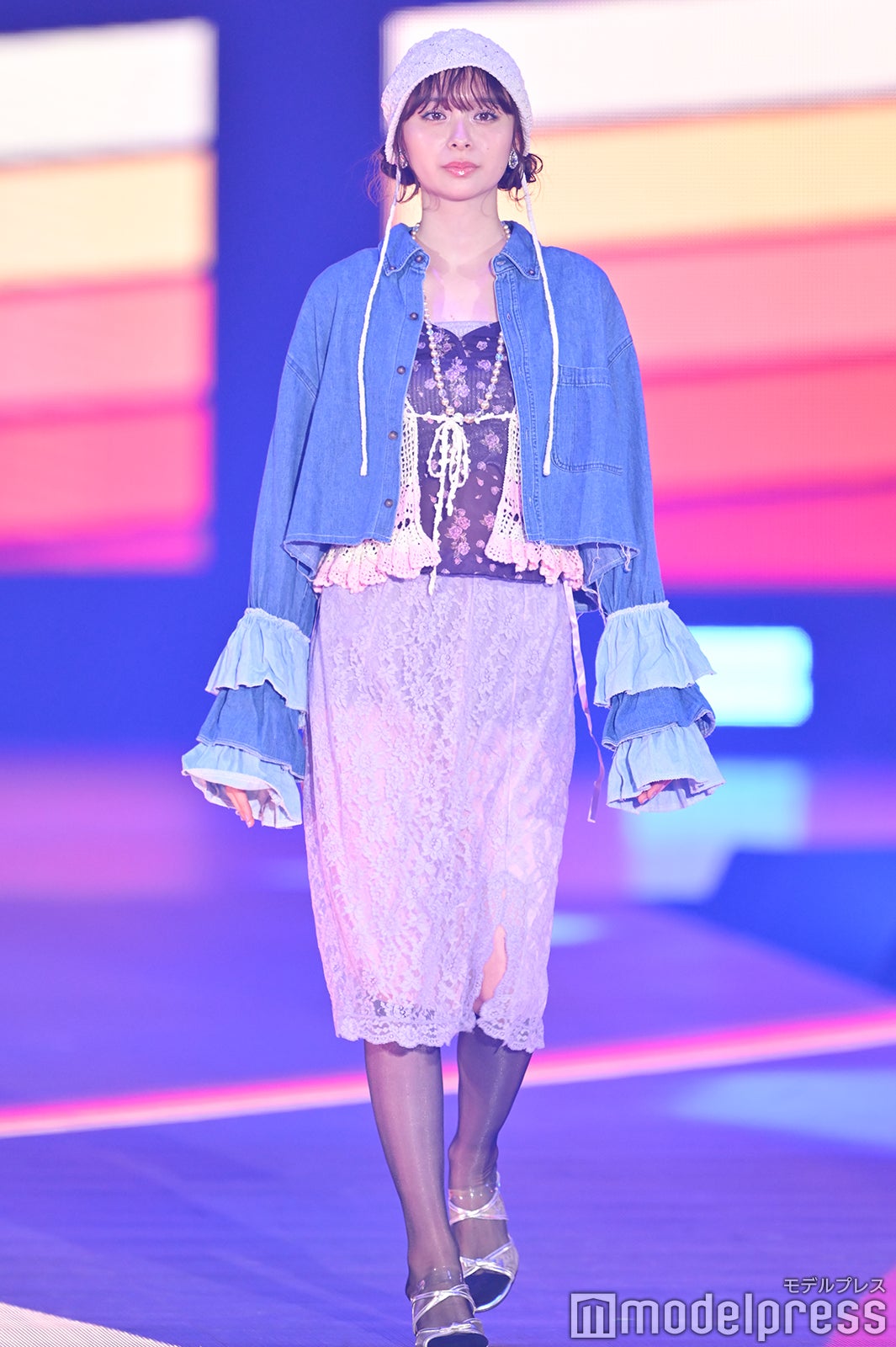 （C）モデルプレス