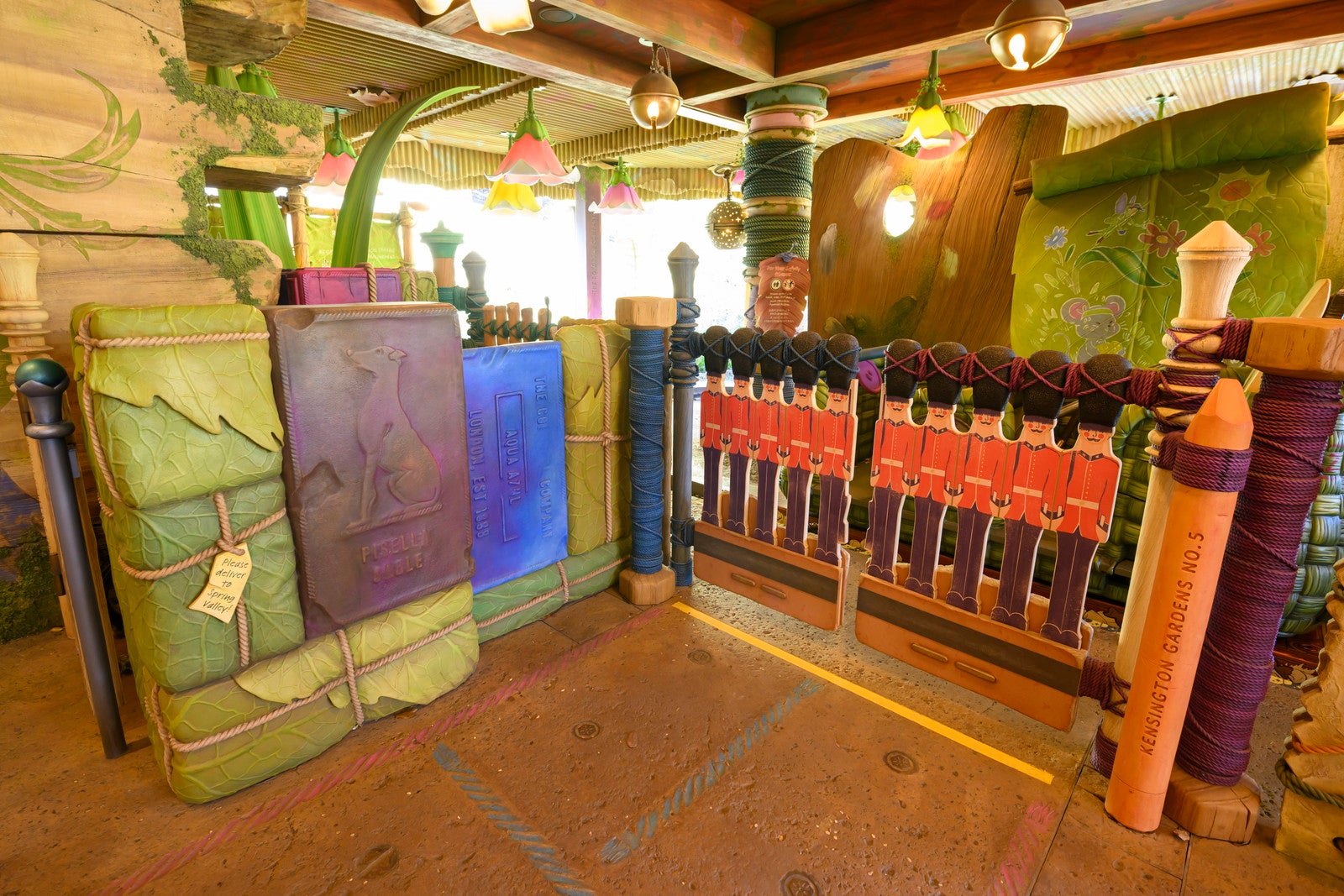 フェアリー・ティンカーベルのビジーバギー（C）Disney