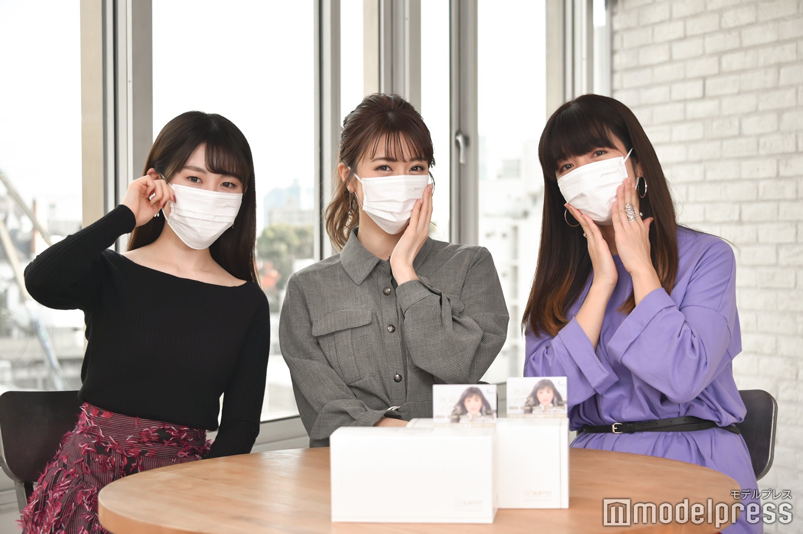 （C）モデルプレス