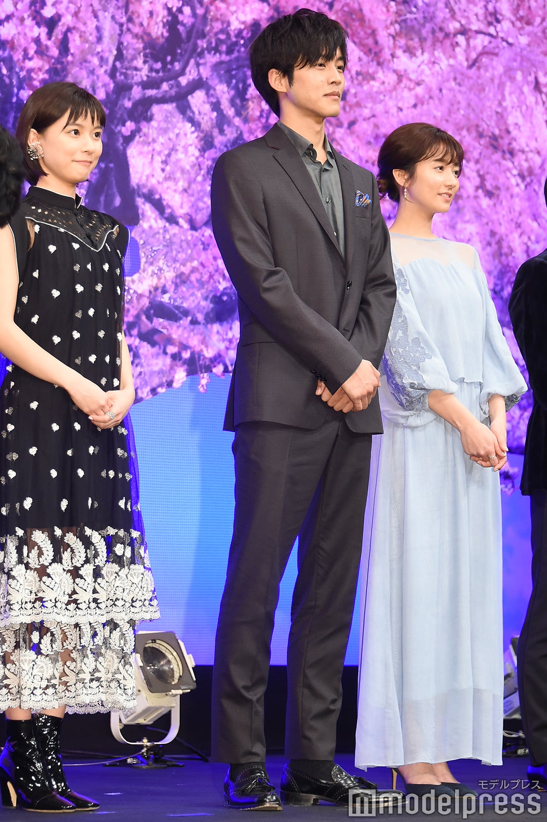 芳根京子、松坂桃李、木村文乃（C）モデルプレス