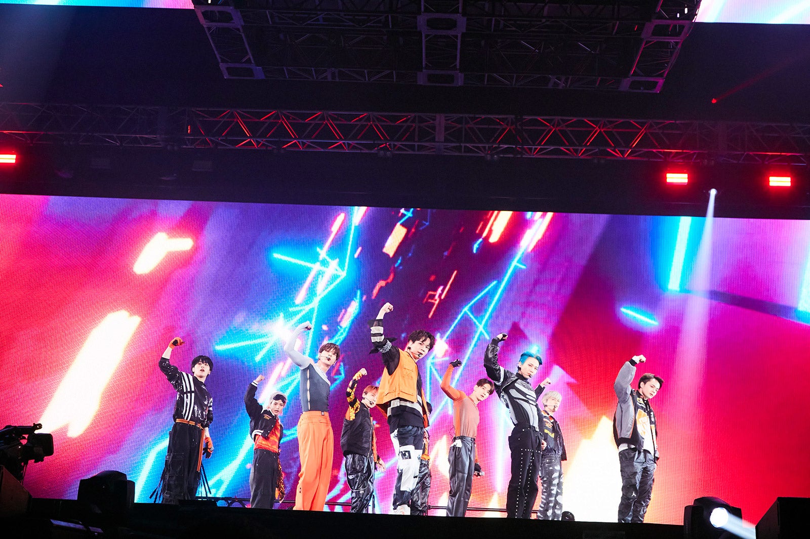 JO1（C）LAPONE Entertainment