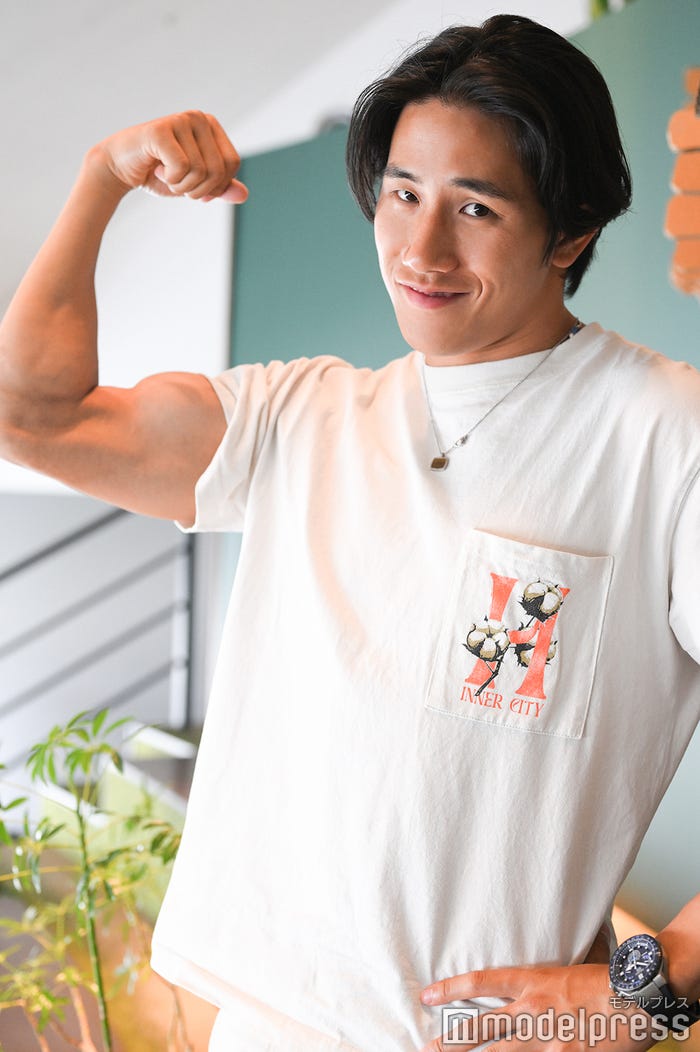 よしひと(C)モデルプレス