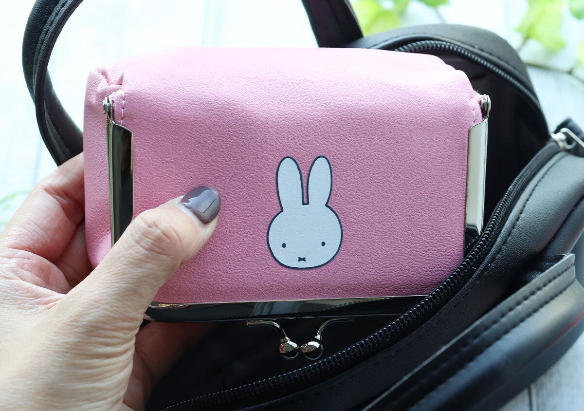 『素敵なあの人』2026年3月号増刊付録ポーチサイズ感