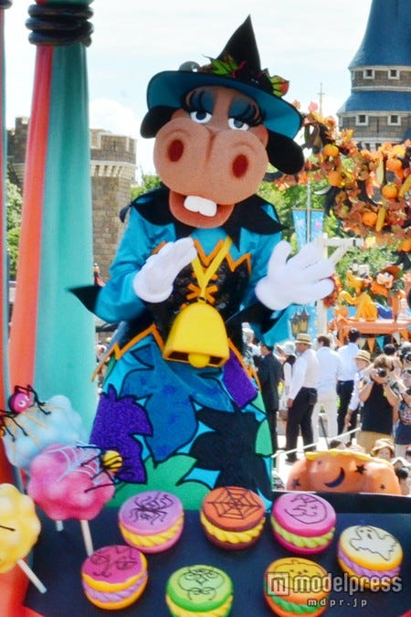 クララベル・カウ/ディズニーハロウィーン「ハッピーハロウィーンハーベスト」より