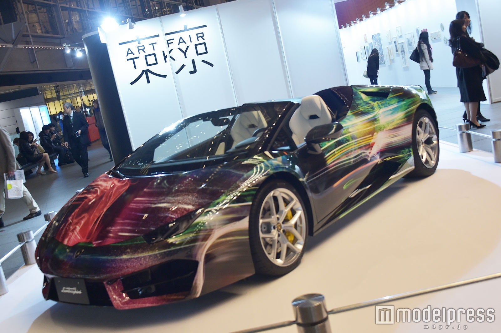 （C）モデルプレス