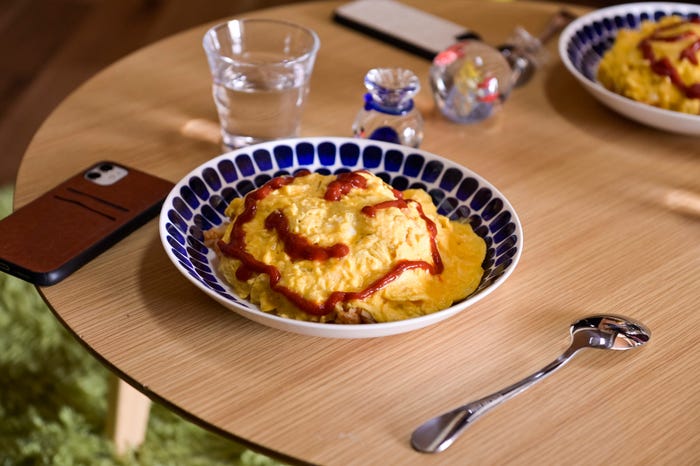 黒沢優一(町田啓太)が作った手料理(C)豊田悠/SQUARE ENIX・「チェリまほ THE MOVIE」製作委員会