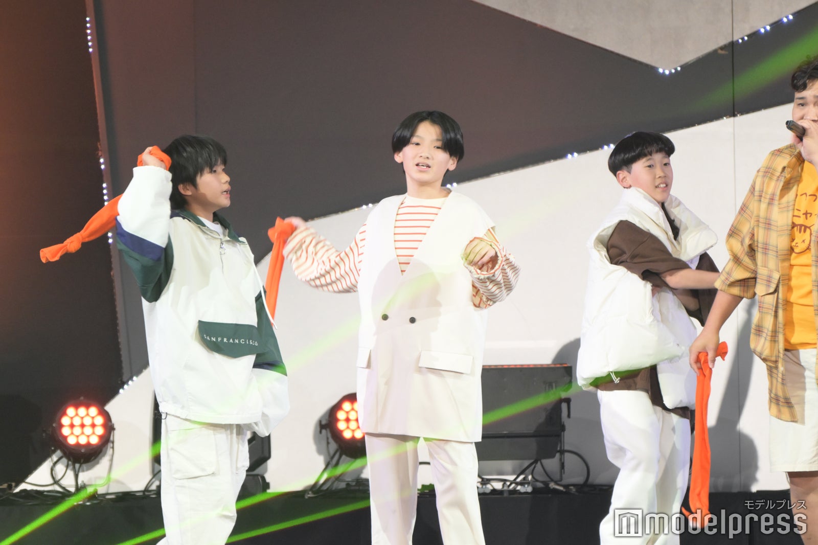 ひき肉、パンダ、イソ・ギンチャク（C）モデルプレス