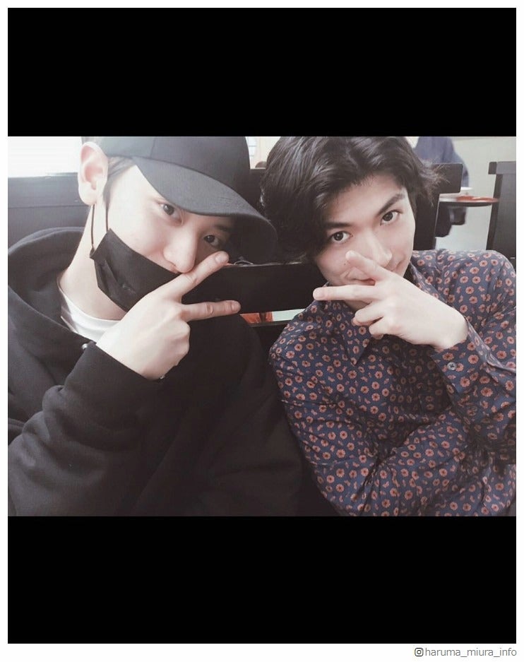 三浦春馬、EXOチャンヨルは「誠実で謙虚な青年」2ショットで交流明かす