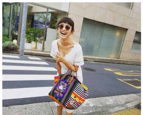 山田優、胸元ざっくりコーデで谷間チラ見せ「おしゃれすぎるママ」「スタイル良すぎ」と反響