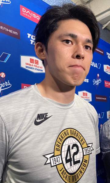佐々木朗希 脚がつっても5勝目 六回急変2失点も本拠ファン称賛 後半戦3戦2勝＆防御率1.50 ロバーツ監督「別人のよう」