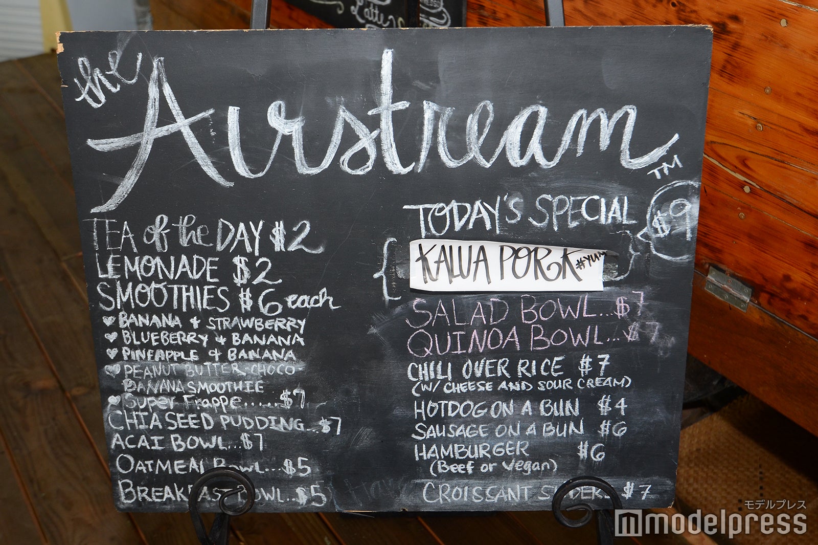 エアストリームカフェ（C）モデルプレス