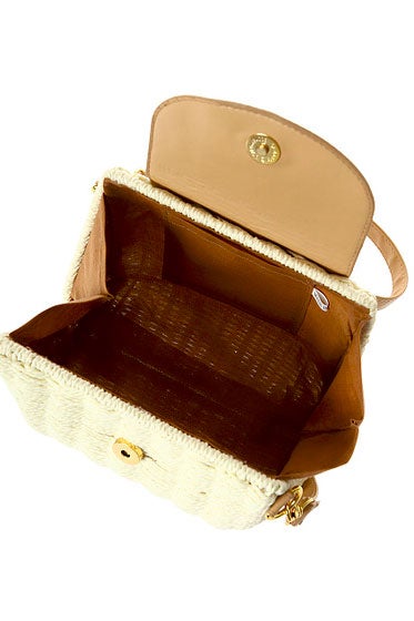 タッセル付かごショルダーバッグ「fifth」1,995円（税抜）