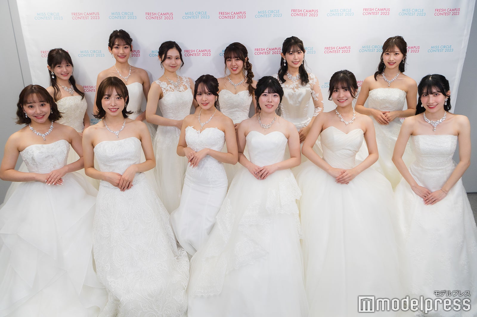 （前列左から）佐々木徳子、井上ゆみ乃、粕谷亜理紗、空乃こころ、入山七菜、前田瑞紀（後列左から）本間帆風、安東帆香、富谷陽菜、吉田優花、涼水歌唄、檜山叶果（C）モデルプレス