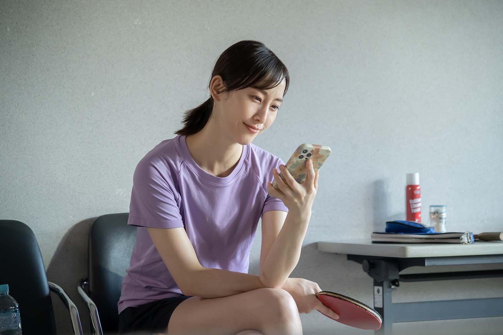 松井玲奈「少年のアビス」第6話より（C）峰浪りょう・集英社／「少年のアビス」製作委員会・MBS