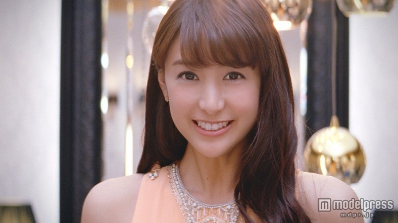 山本美月、憧れの“輝く女性”を熱演　台本なしのアドリブも