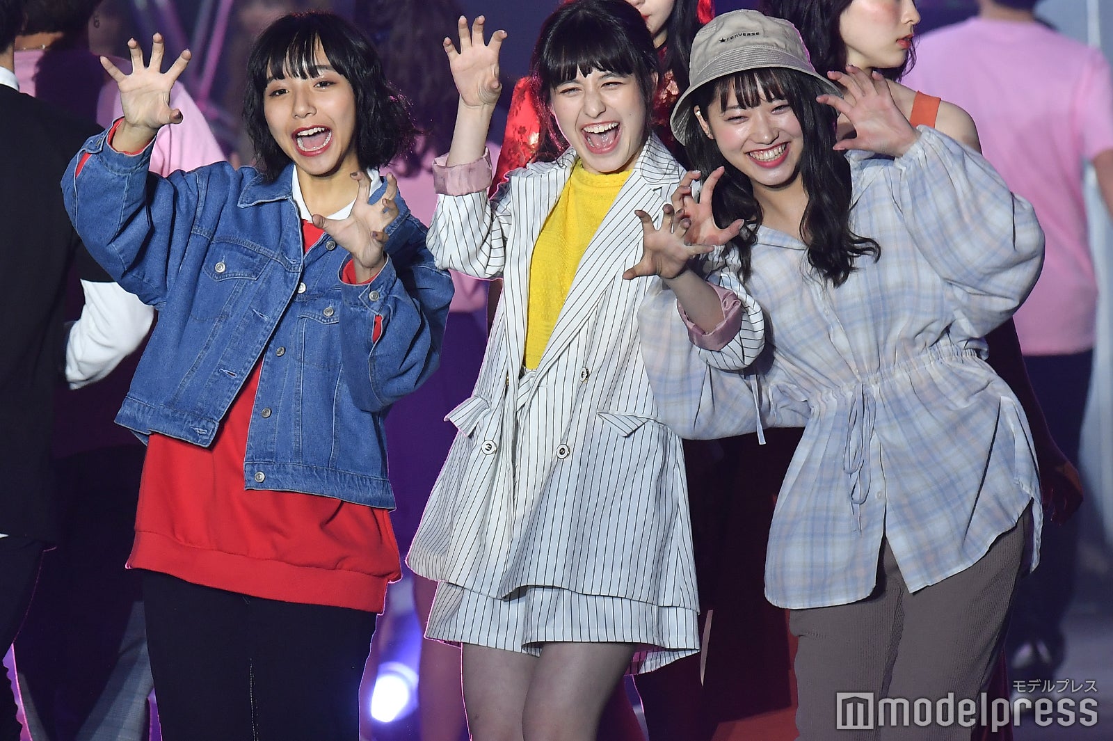 山之内すず、木内舞留、古田愛理（C）モデルプレス