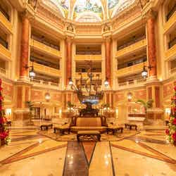 東京ディズニーシー・ホテルミラコスタ クリスマスデコレーション 装飾イメージ(C)Disney