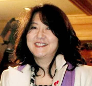 「え…」「ヒョエ～」片山さつき財務相を表敬訪問した有名芸能人に驚き反響 革ジャケで穏やか笑顔