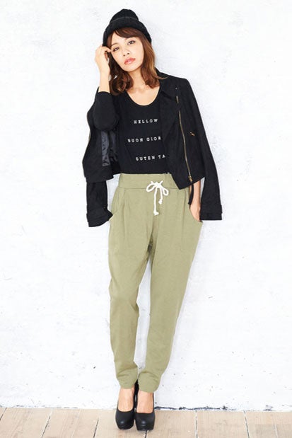 フェイクスエードライダース「Re:EDIT by GALSTAR」5,998円（税込）／画像提供：Re:EDIT by GALSTAR