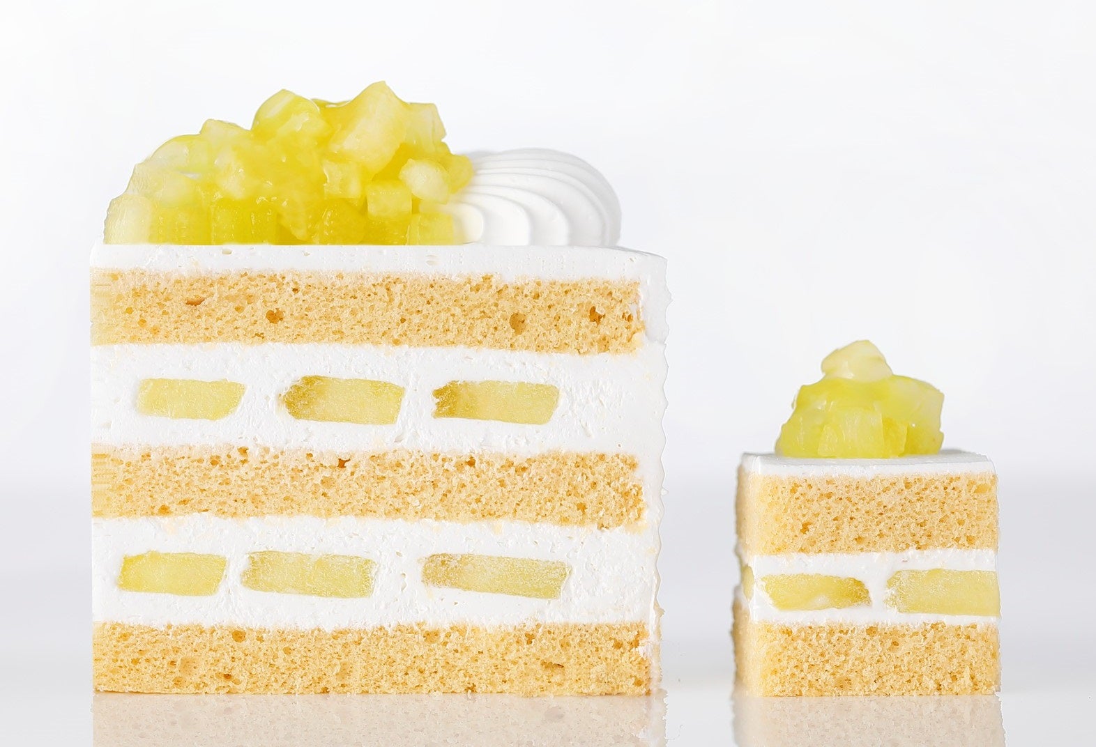 サンドウィッチ＆スイーツプレゼンテーション～栗とぶどうのハロウィーンパーティー～／画像提供：ニュー・オータニ