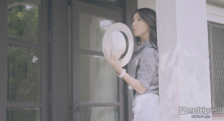 知花くらら／「Domani」新CMより