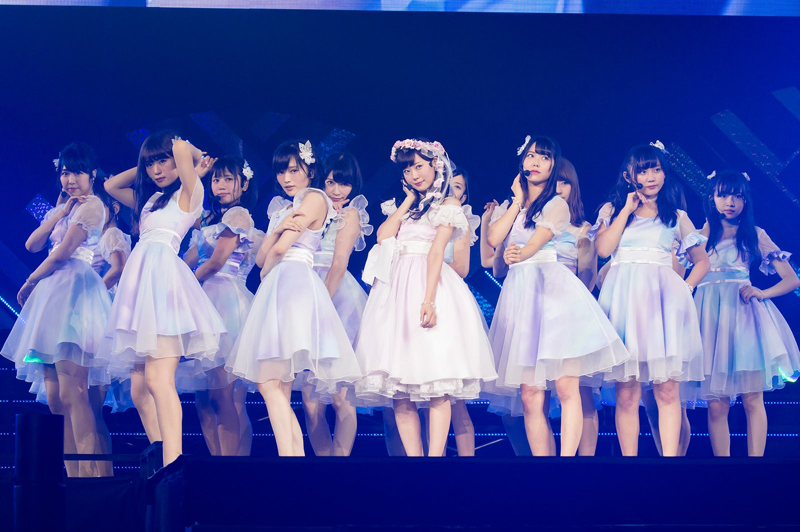 渡辺美優紀 卒コンに盟友 山田菜々サプライズ登場 山本彩と3ショット歌唱 1日目セットリスト モデルプレス 渡辺美優紀 卒コンに盟友 山田菜々サプライズ登場 山本彩と3ショット歌唱 1日目セットリスト モデルプレス