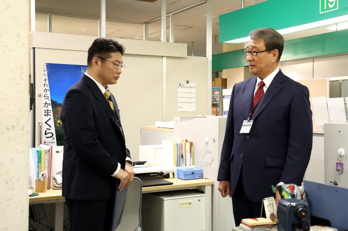 松尾諭、中井貴一「続・続・最後から二番目の恋」最終話(C)フジテレビ